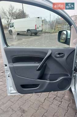 Минивэн Renault Kangoo 2012 в 