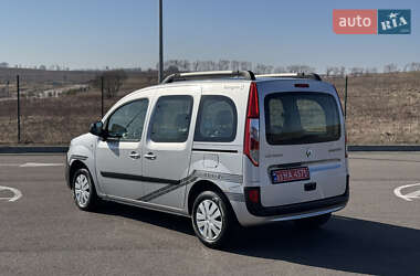 Минивэн Renault Kangoo 2015 в Ровно