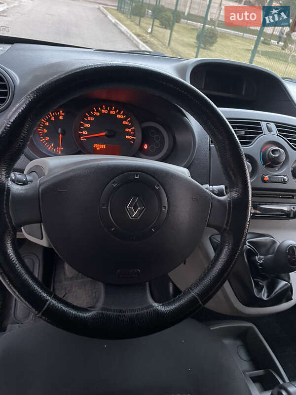 Минивэн Renault Kangoo 2009 в Александрие фото 11 Минивэн Renault Kangoo 2009 в Александрие