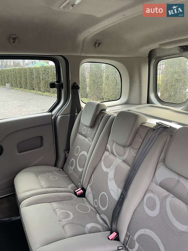 Мінівен Renault Kangoo 2010 в Львові