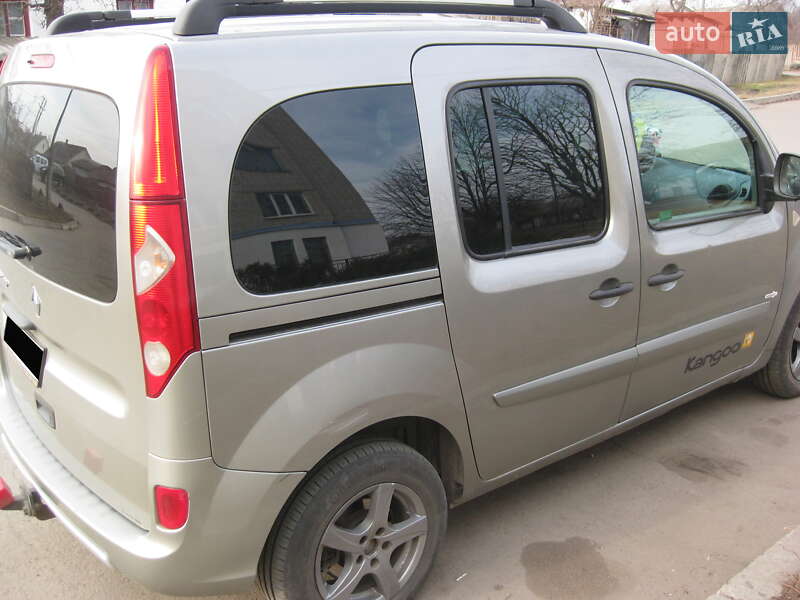 Минивэн Renault Kangoo 2011 в Звенигородке