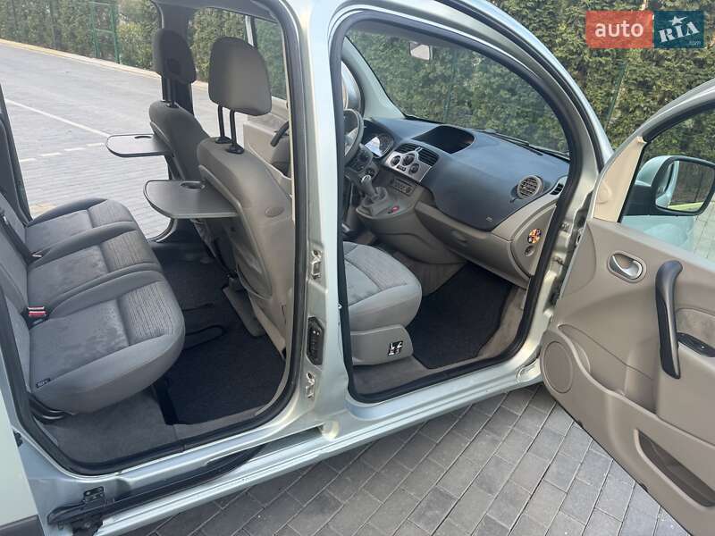 Минивэн Renault Kangoo 2009 в Шепетовке