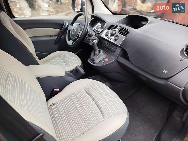 Мінівен Renault Kangoo 2011 в Рівному