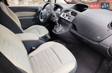 Минивэн Renault Kangoo 2011 в 