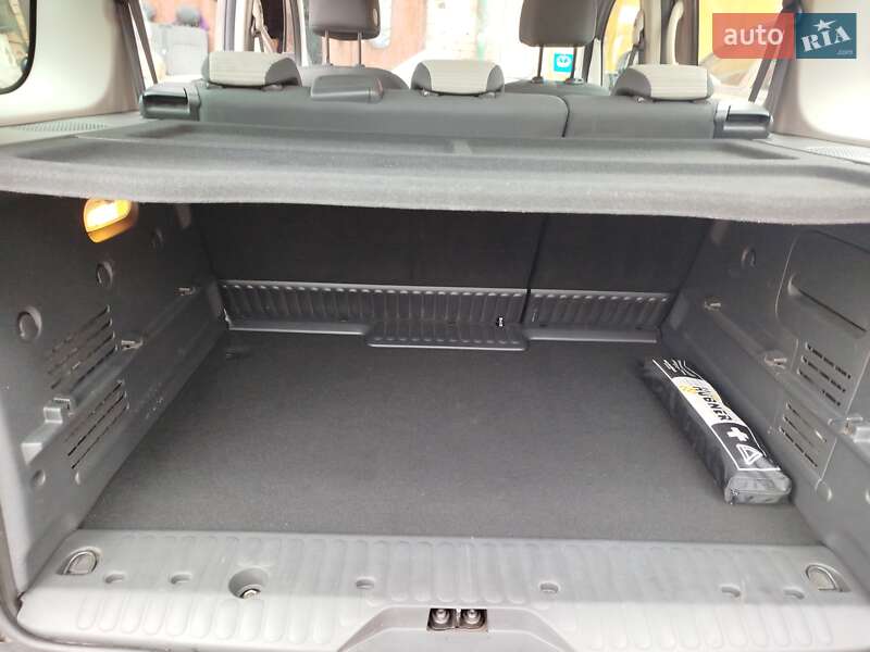 Мінівен Renault Kangoo 2011 в Рівному