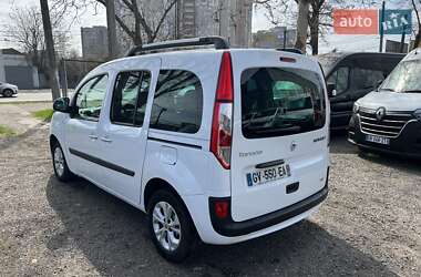 Минивэн Renault Kangoo 2016 в 