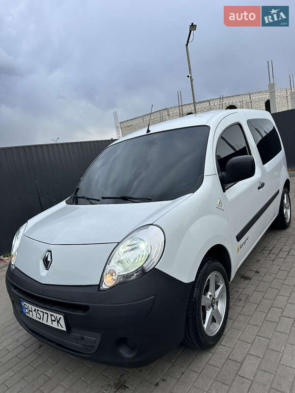 Грузовой фургон Renault Kangoo 2012 в 