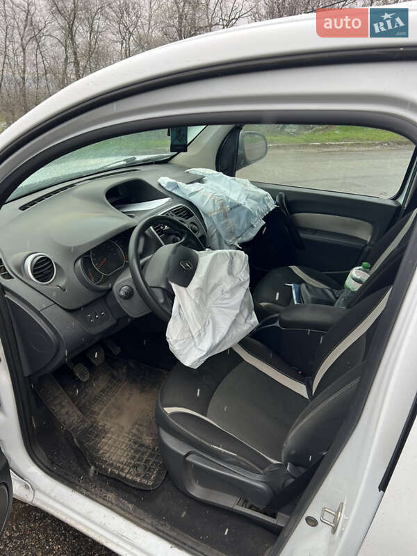 Мінівен Renault Kangoo 2015 в Дніпрі