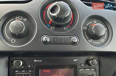 Грузовой фургон Renault Kangoo 2017 в 