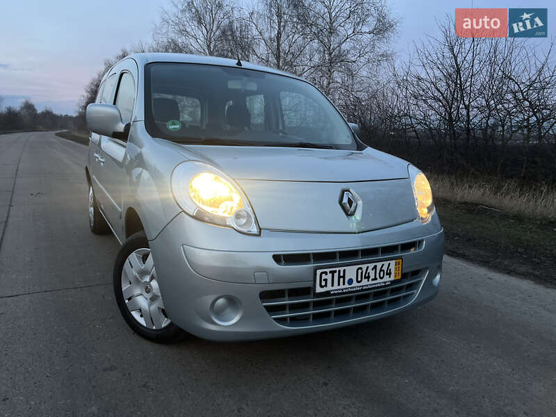 Мінівен Renault Kangoo 2009 в Сумах