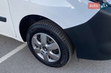 Грузовой фургон Renault Kangoo 2019 в 