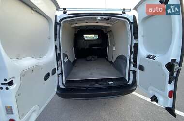 Грузовой фургон Renault Kangoo 2019 в 
