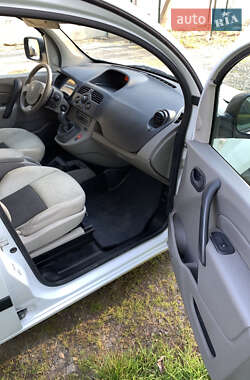 Минивэн Renault Kangoo 2011 в 