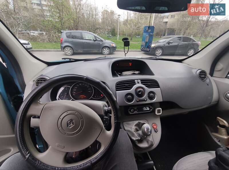 Минивэн Renault Kangoo 2009 в Киеве
