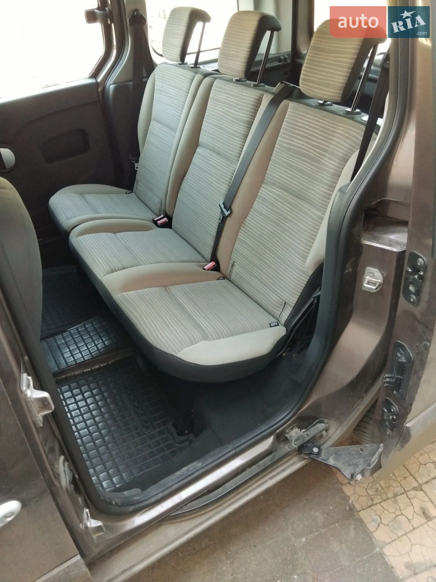 2012 Renault Kangoo - мініатюра 24