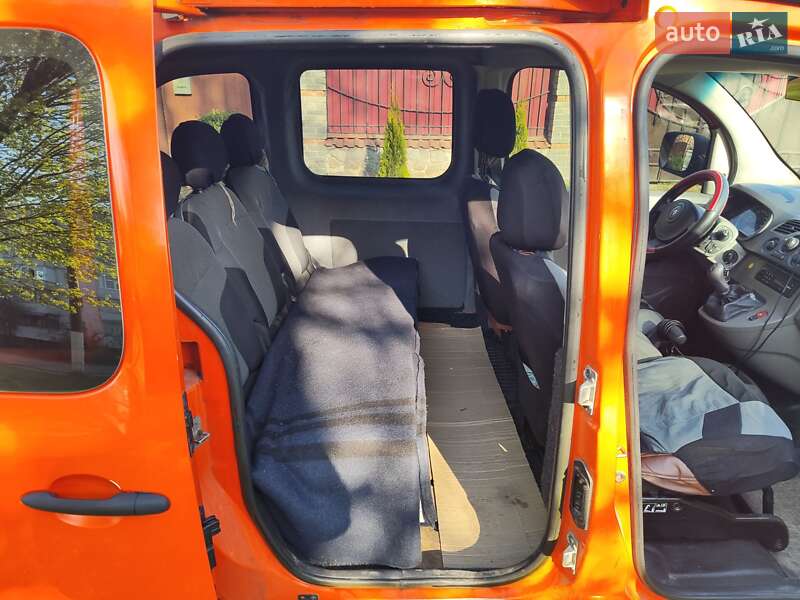 Мінівен Renault Kangoo 2009 в Лубнах