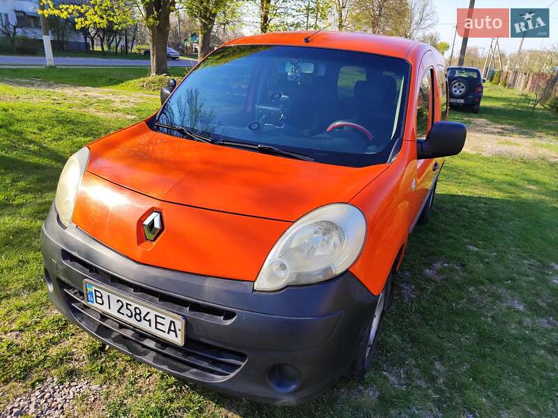 Мінівен Renault Kangoo 2009 в Лубнах