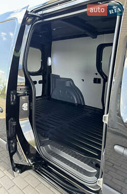 Грузовой фургон Renault Kangoo 2019 в 