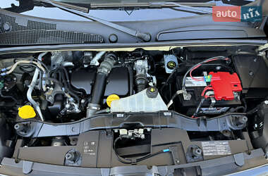 Мінівен Renault Kangoo 2015 в 