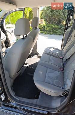 Минивэн Renault Kangoo 2009 в 