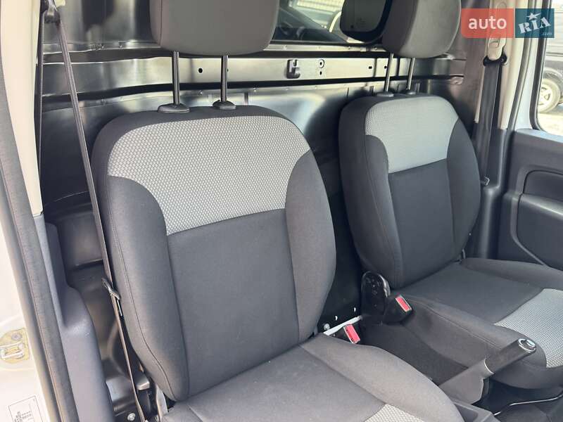 Вантажний фургон Renault Kangoo 2019 в Рівному