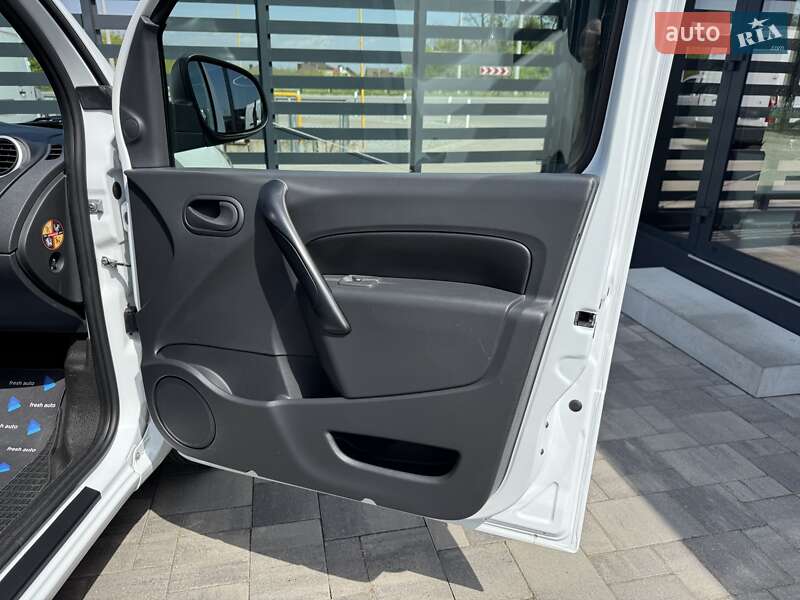 Вантажний фургон Renault Kangoo 2019 в Рівному