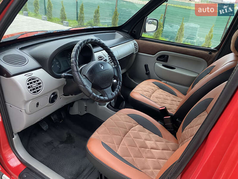 Мінівен Renault Kangoo 2006 в Луцьку