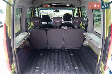 Минивэн Renault Kangoo 2006 в 