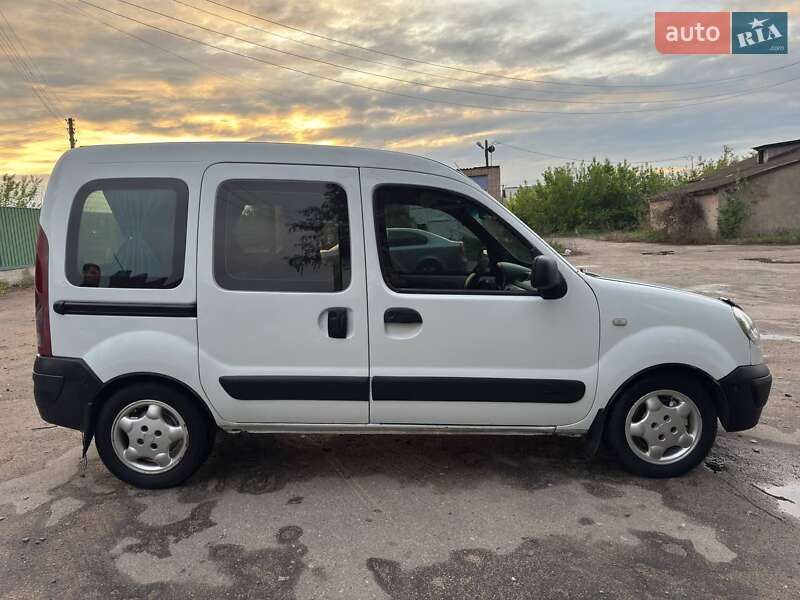 Минивэн Renault Kangoo 2007 в Ахтырке