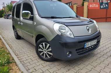 Минивэн Renault Kangoo 2011 в 