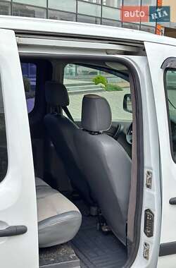 Минивэн Renault Kangoo 2009 в 