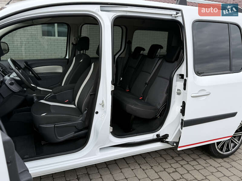 Мінівен Renault Kangoo 2015 в Києві