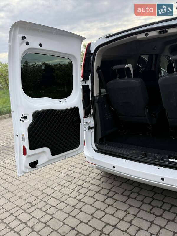 Мінівен Renault Kangoo 2015 в Києві