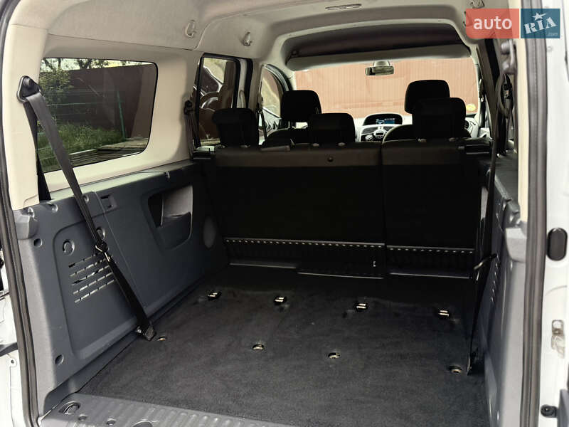 Мінівен Renault Kangoo 2015 в Києві