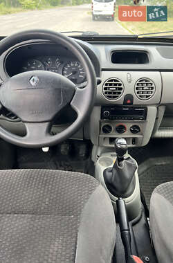 Минивэн Renault Kangoo 2003 в 