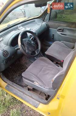 Минивэн Renault Kangoo 2000 в 