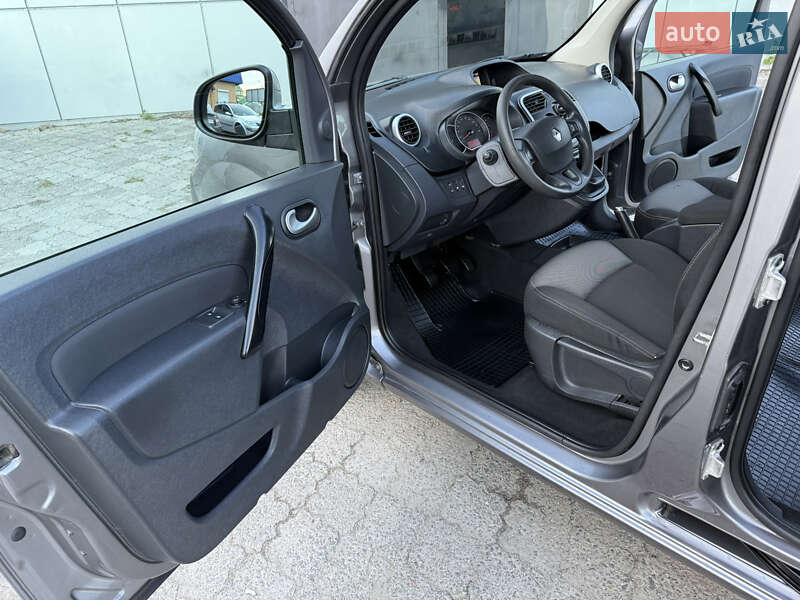 Мінівен Renault Kangoo 2018 в Дніпрі