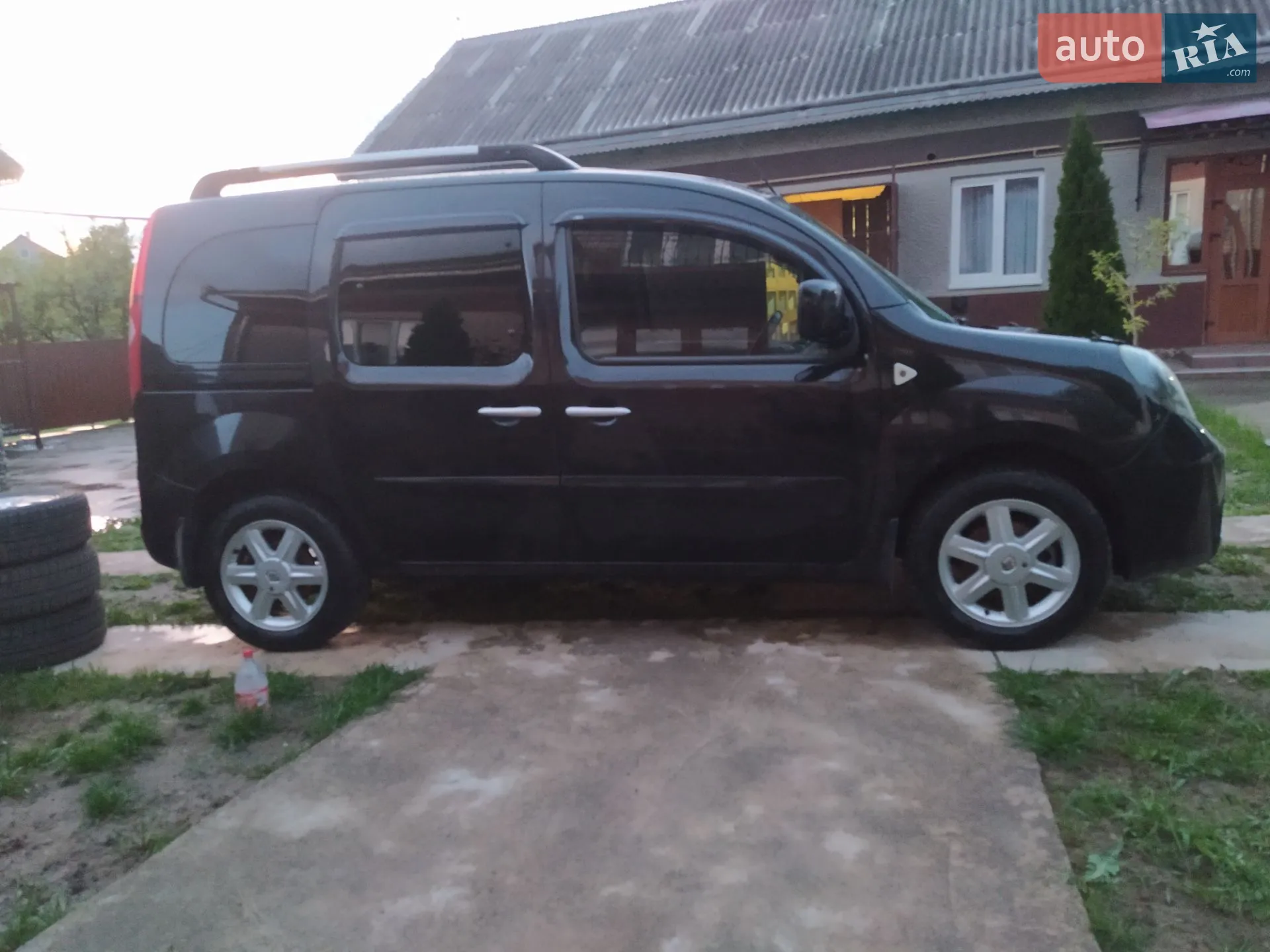 2012 Renault Kangoo - мініатюра 38