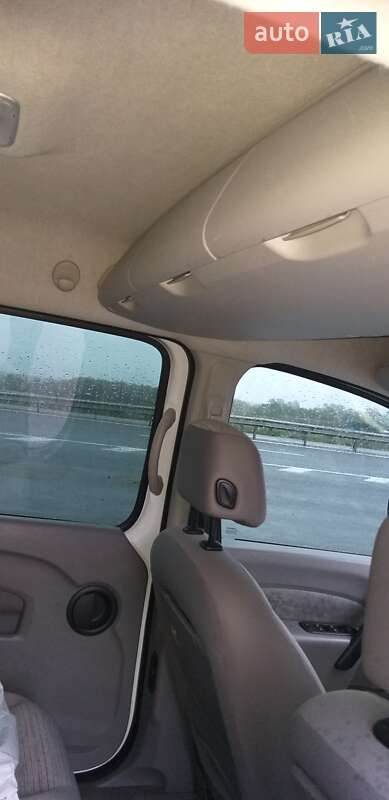 Минивэн Renault Kangoo 2009 в Полтаве