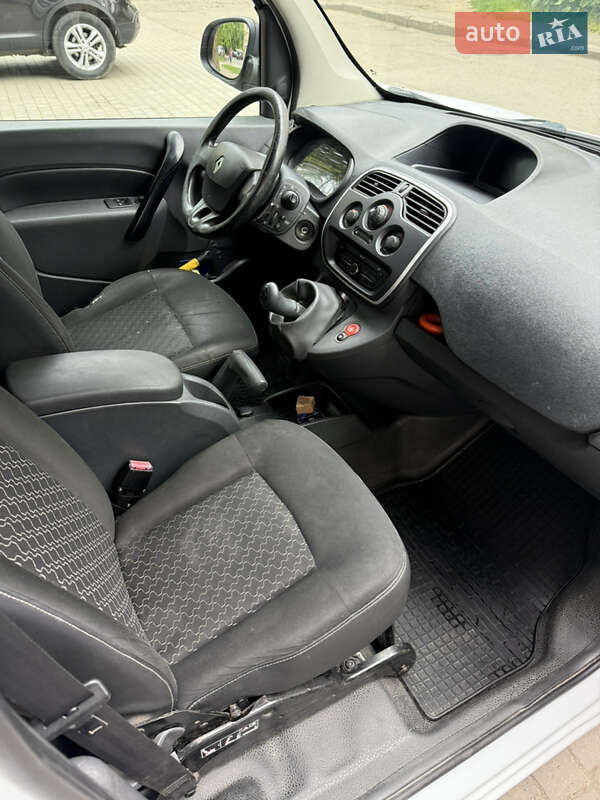 Вантажний фургон Renault Kangoo 2013 в Луцьку