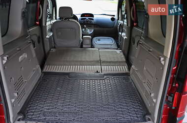 Минивэн Renault Kangoo 2011 в 