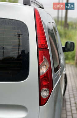 Минивэн Renault Kangoo 2012 в 