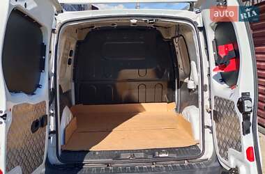 Грузовой фургон Renault Kangoo 2019 в 