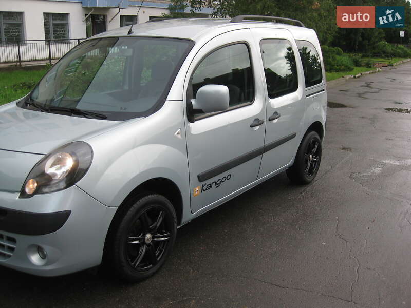 Мінівен Renault Kangoo 2008 в Звенигородці