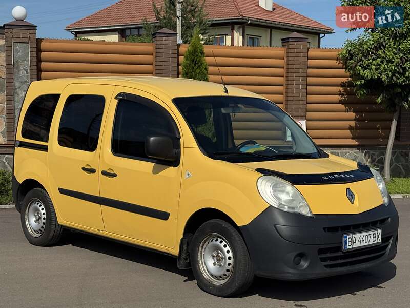 Другие грузовики Renault Kangoo 2010 в Киеве