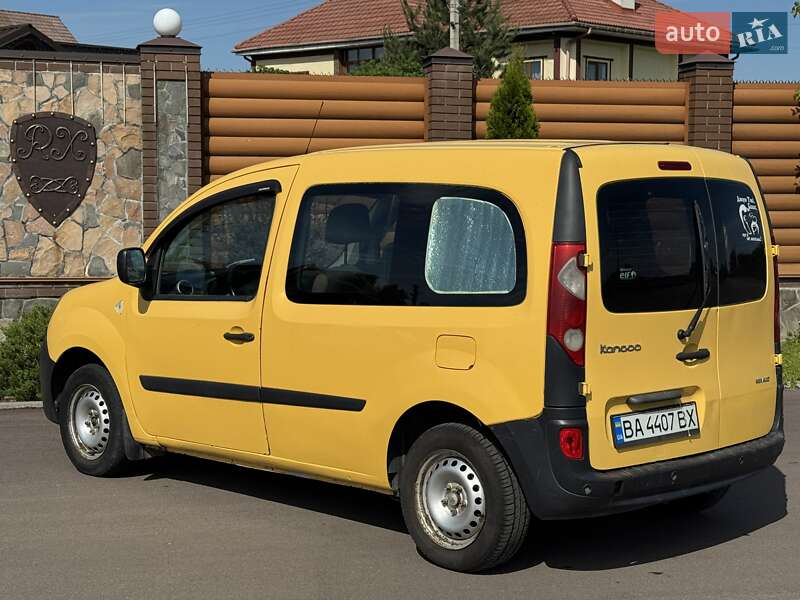 Другие грузовики Renault Kangoo 2010 в Киеве