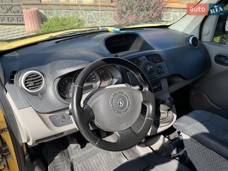 Другие грузовики Renault Kangoo 2010 в Киеве