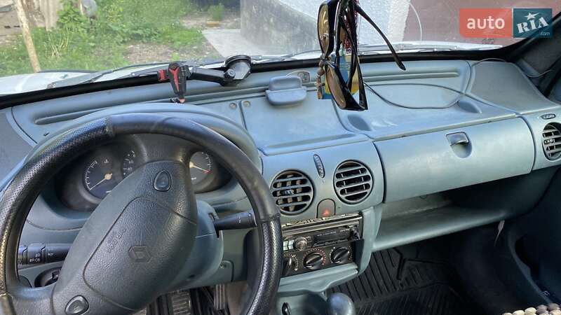 Минивэн Renault Kangoo 1999 в Волочиске