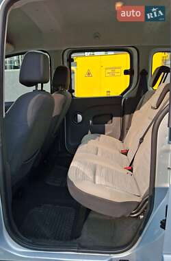 Минивэн Renault Kangoo 2012 в 