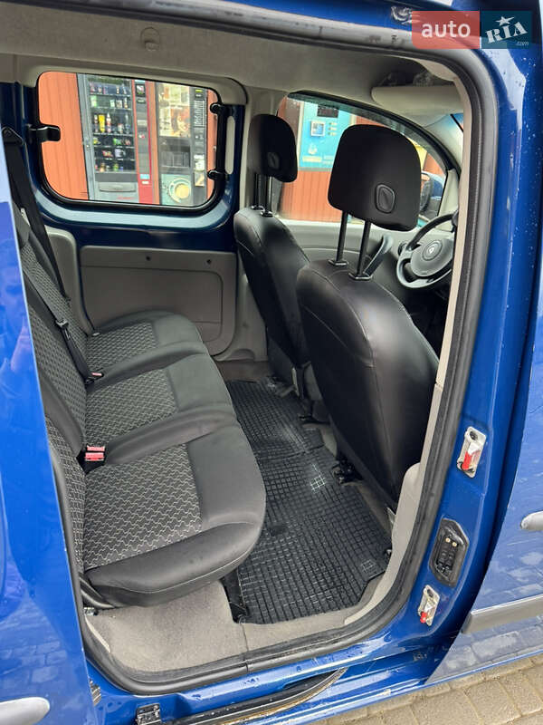 Мінівен Renault Kangoo 2010 в Косові